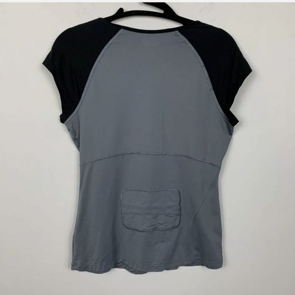 Spanx Active Top - Picture 2 of 6